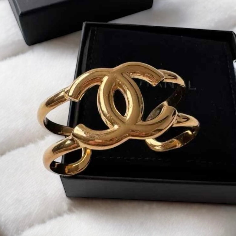 Chanel Vintage 1997 97A CC Gold Tone Bangle Cuff Bracelet