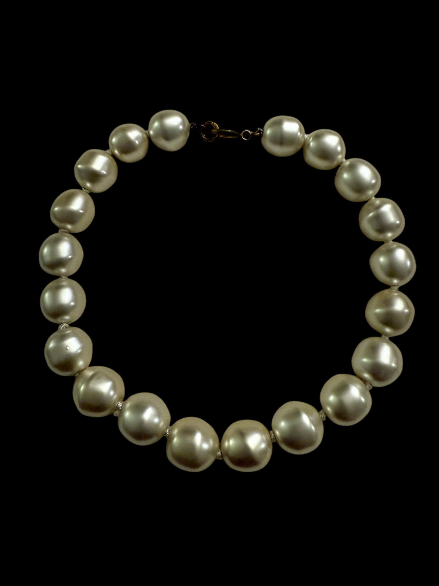 Chanel 90s Runway Jumbo Pearl Choker