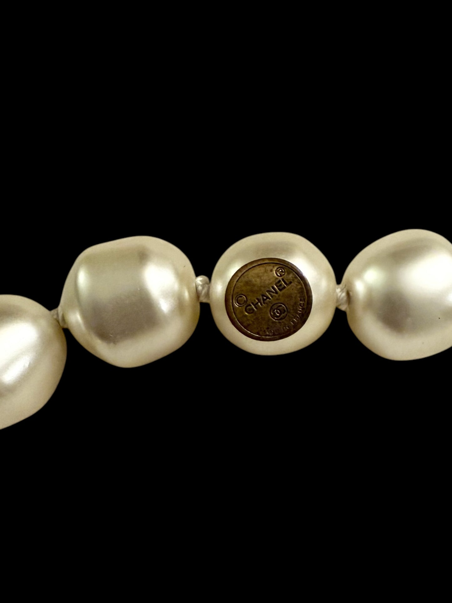 Chanel 90s Runway Jumbo Pearl Choker