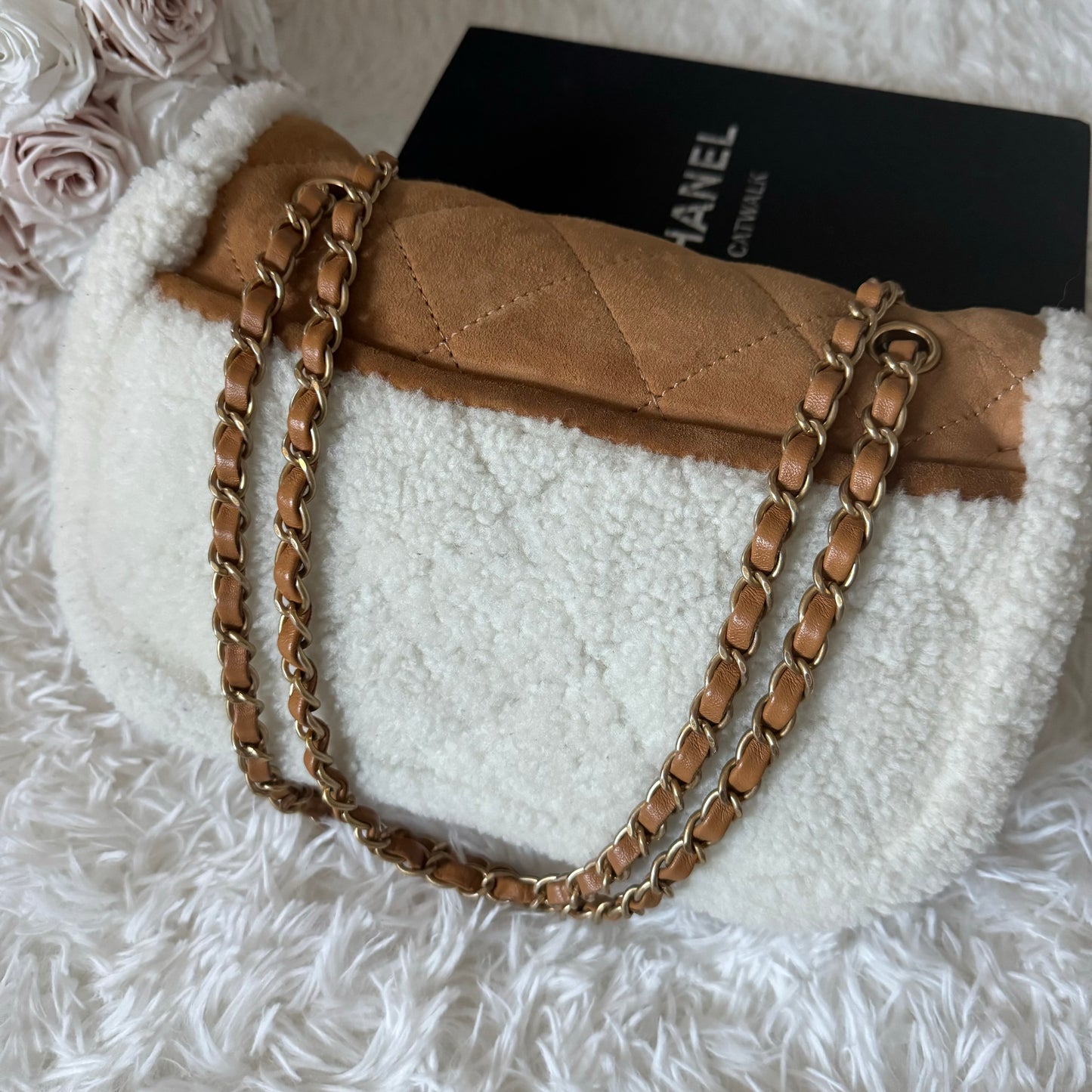 Chanel 2018 Coco Neige Teddy Brown