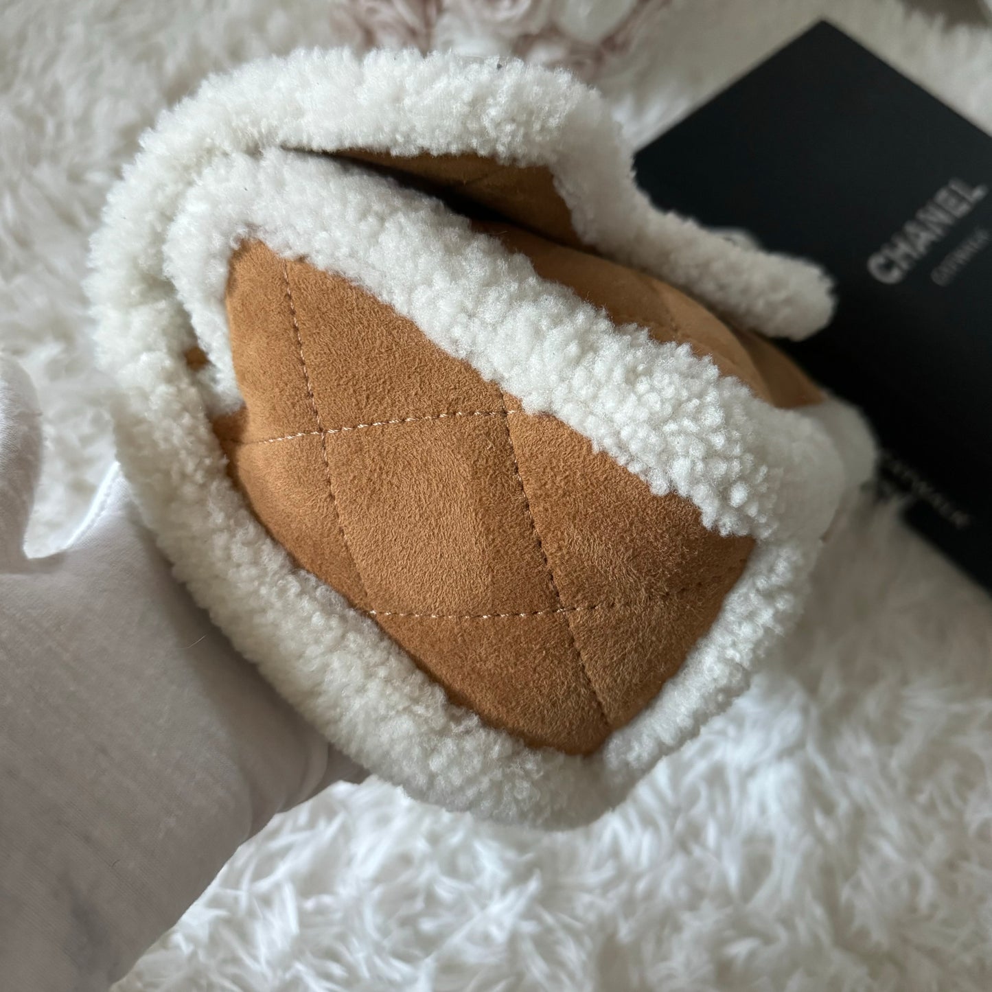 Chanel 2018 Coco Neige Teddy Brown