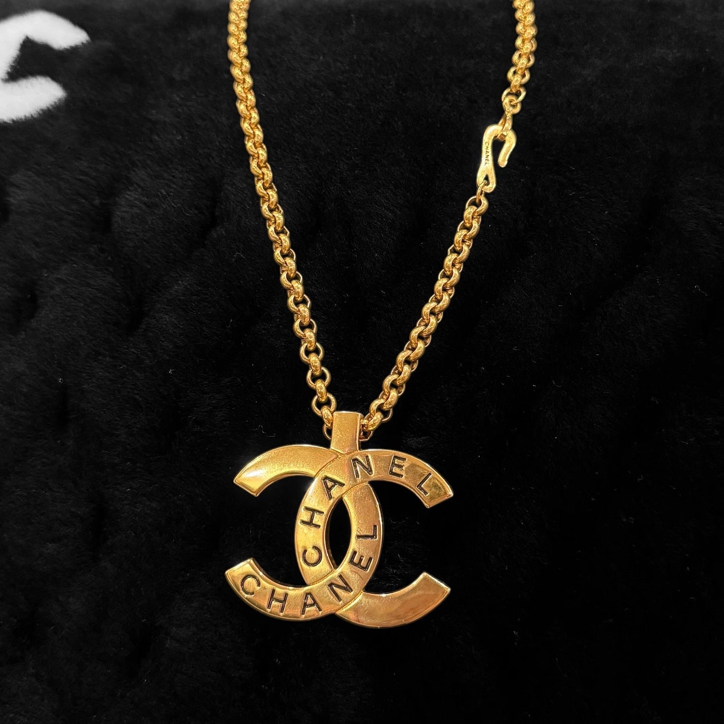 Chanel 1998 CC Logo Interlocking Rolo Chain Necklace