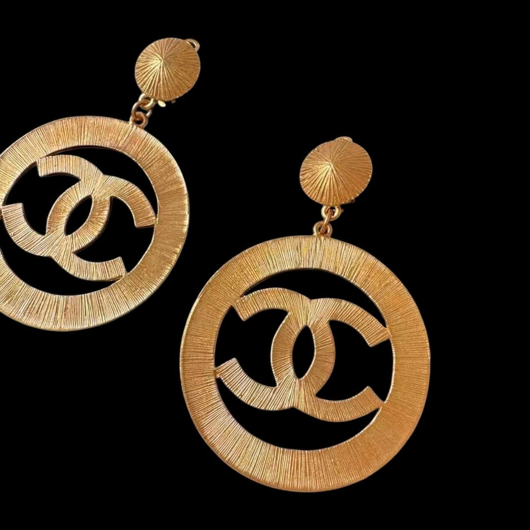 Chanel Vintage Collection 29 Sunburst Jumbo Clip On Earrings