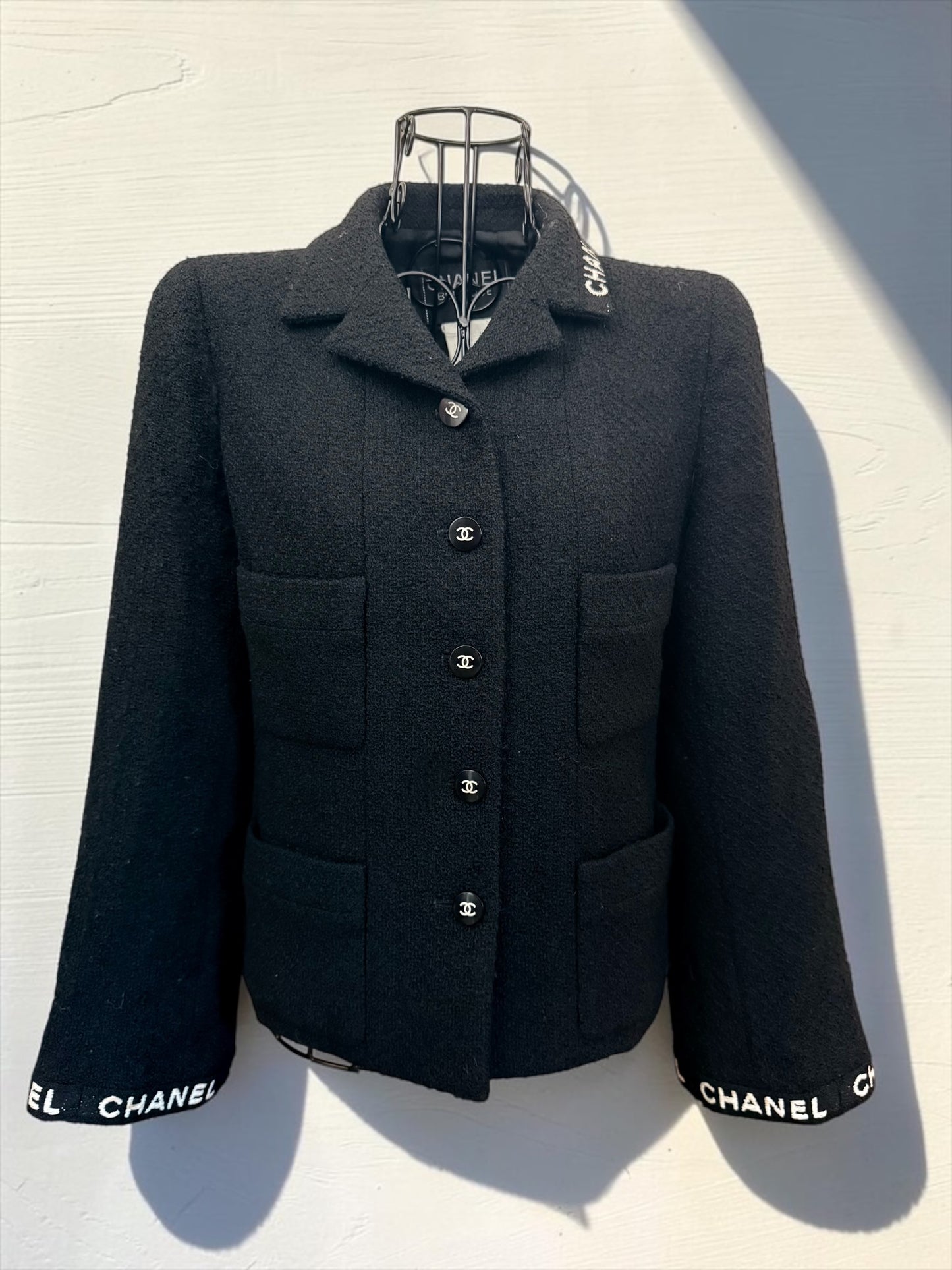 Chanel Fall Winter 1995 95A Runway Black Wool Jacket Letter Logo CC Size 36