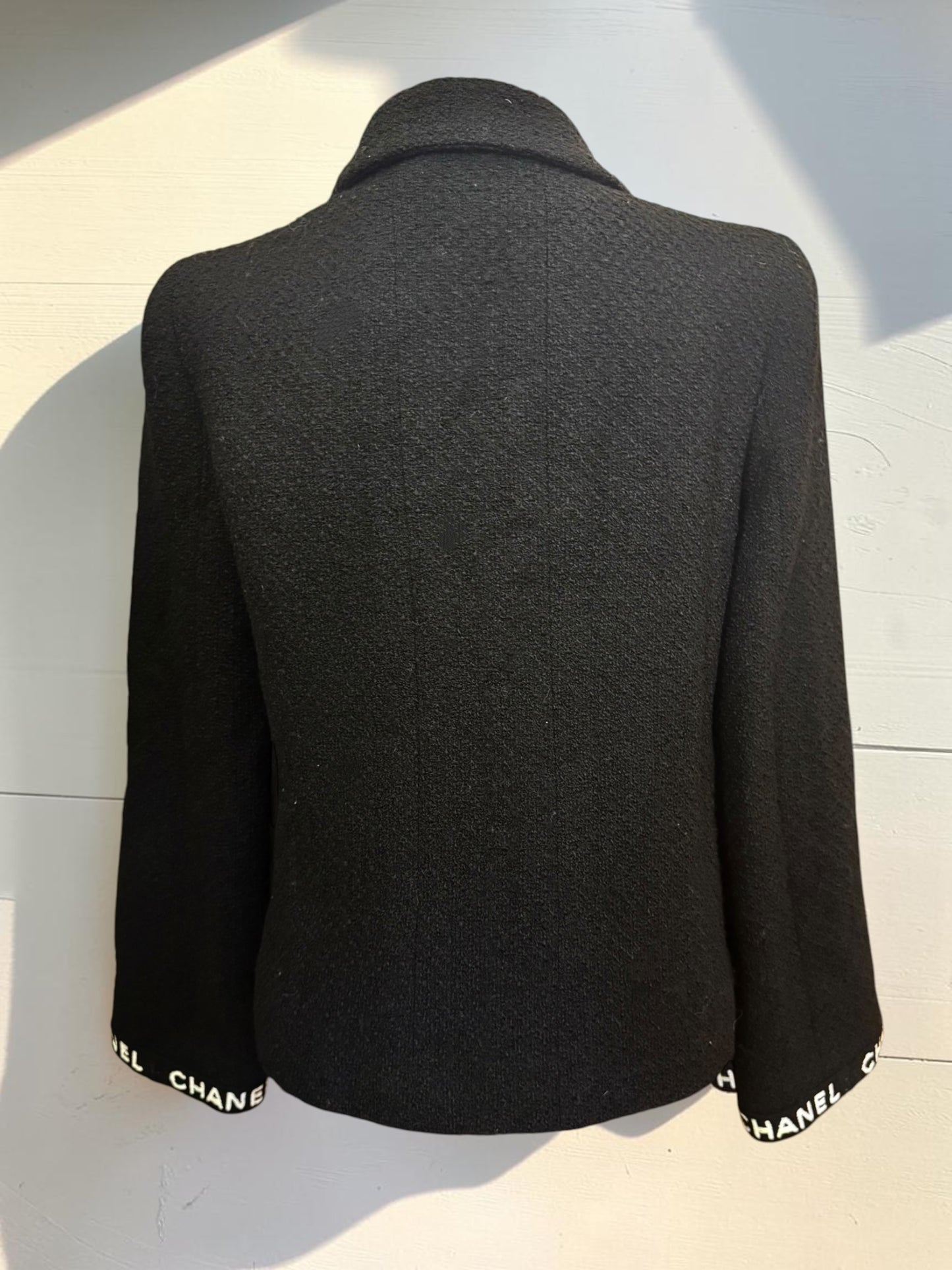 Chanel Fall Winter 1995 95A Runway Black Wool Jacket Letter Logo CC Size 36