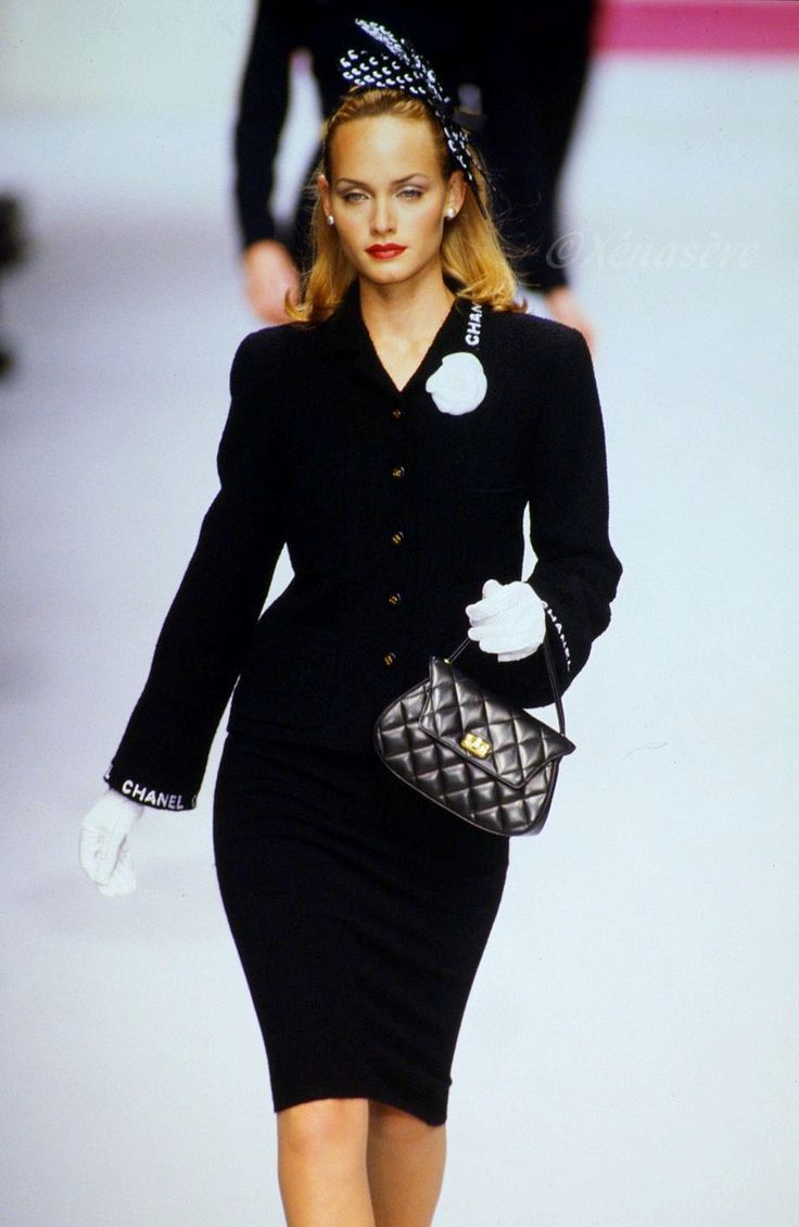 Chanel Fall Winter 1995 95A Runway Black Wool Jacket Letter Logo CC Size 36