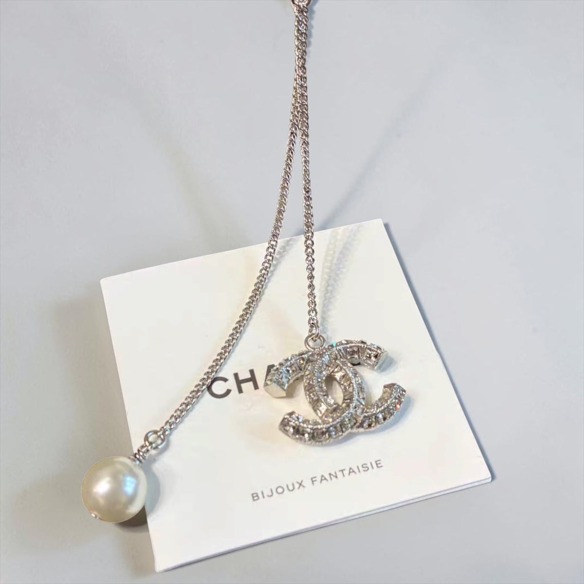 Chanel 2014 CC Crystals Silver Necklace w/ Pearl