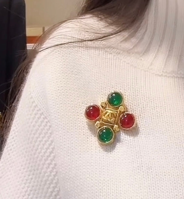 Chanel Vintage 97 Gripoix Brooch